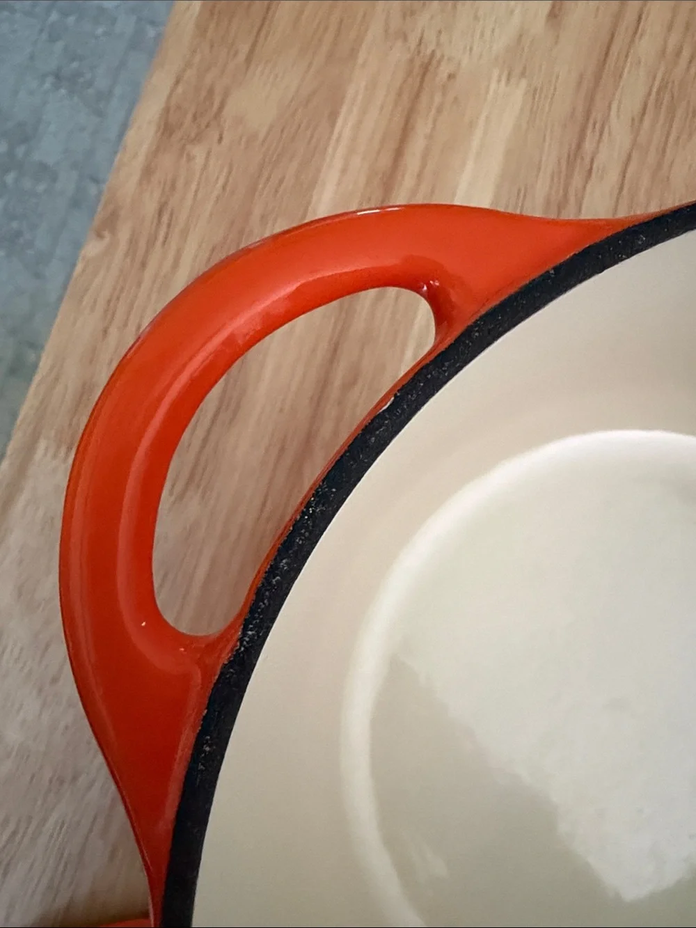 Rachael Ray enameled cast iron Dutch oven